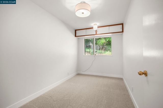 165 Topaz Ln, Pleasant Hill, CA 94523