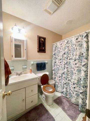 1368 Saint Anne St, Lewisburg, TN 37091