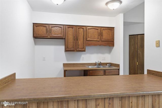 1823 Buccaneer Place, Anchorage, AK 99501