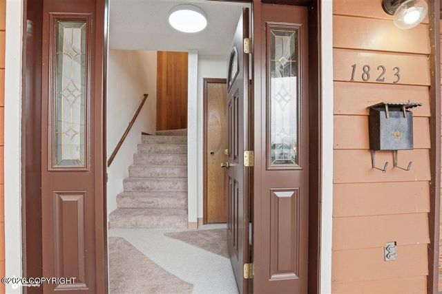 1823 Buccaneer Place, Anchorage, AK 99501