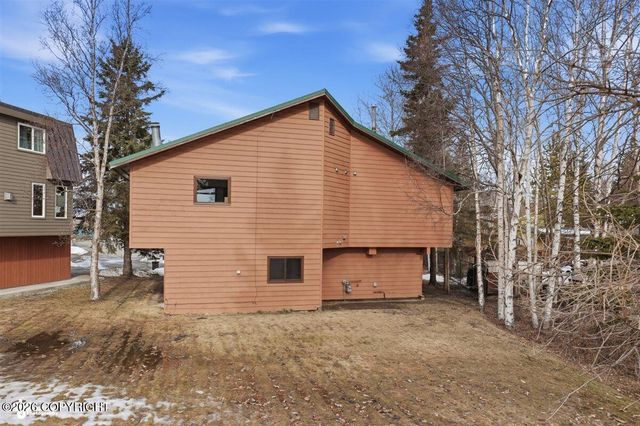 1823 Buccaneer Place, Anchorage, AK 99501