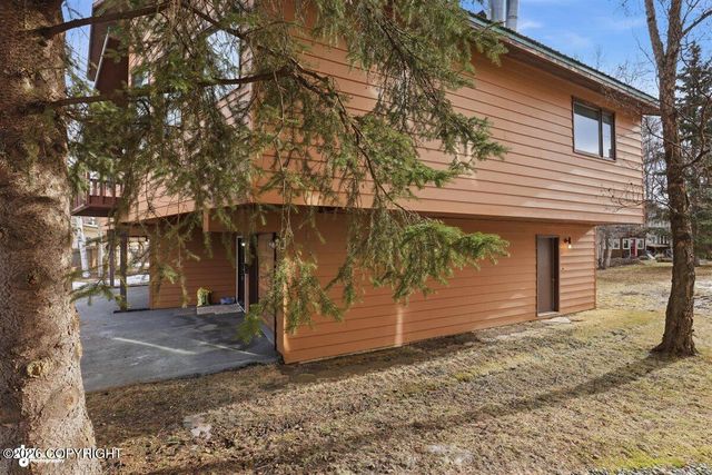 1823 Buccaneer Place, Anchorage, AK 99501