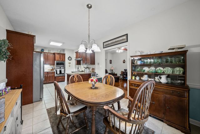 5 Abby Lynn Cir, Clarksville, TN 37043