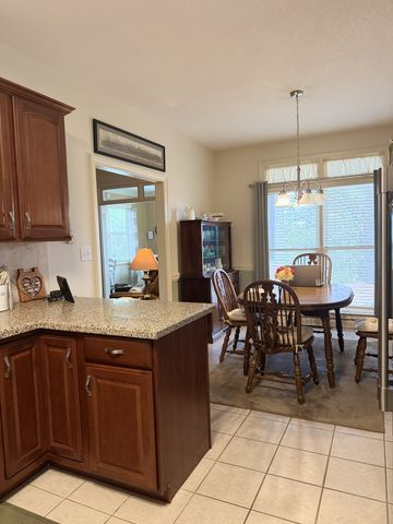 5 Abby Lynn Cir, Clarksville, TN 37043