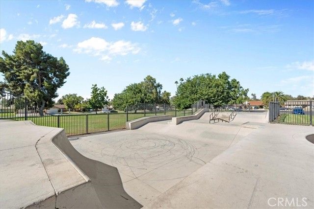 1417 W Marshall Boulevard, San Bernardino, CA 92405