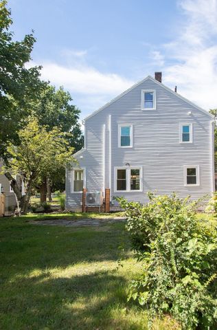 47 Hartford Ter, Springfield, MA 01118