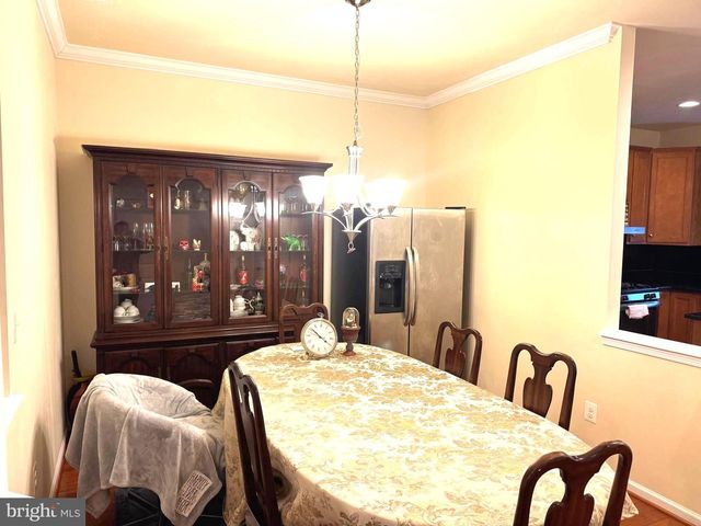 44071 EASTGATE VIEW DR, Chantilly, VA 20152