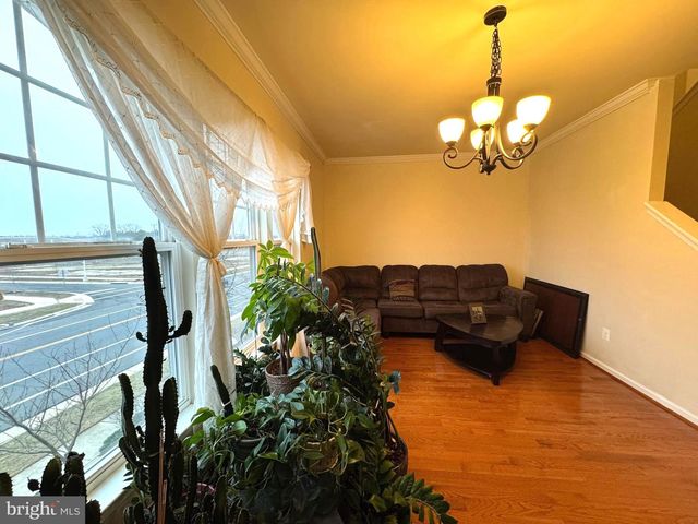 44071 EASTGATE VIEW DR, Chantilly, VA 20152