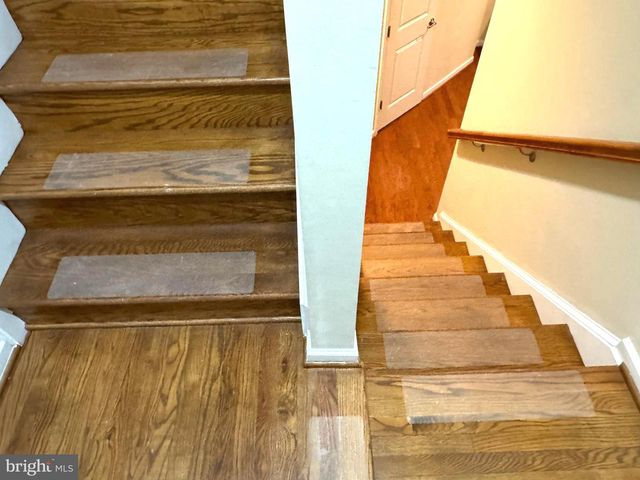 44071 EASTGATE VIEW DR, Chantilly, VA 20152