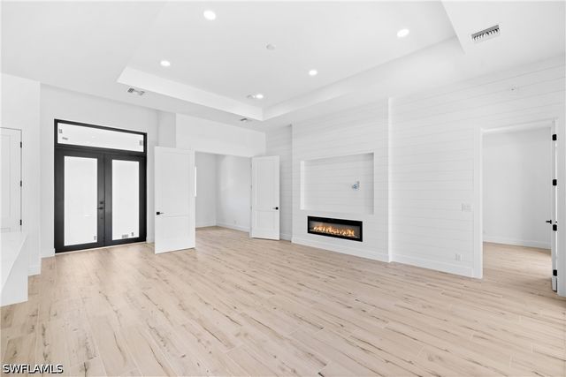 3342 70th AVE NE, Naples, FL 34120