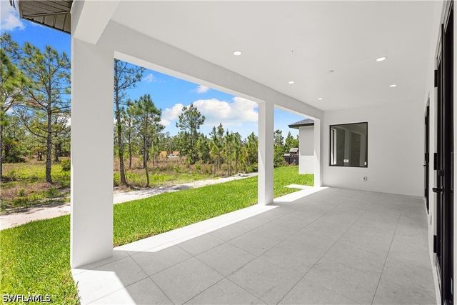 3342 70th AVE NE, Naples, FL 34120