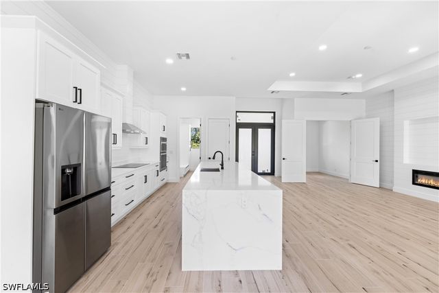 3342 70th AVE NE, Naples, FL 34120