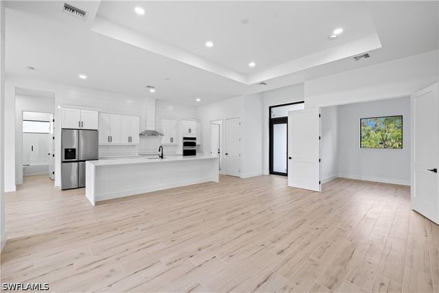 3342 70th AVE NE, Naples, FL 34120