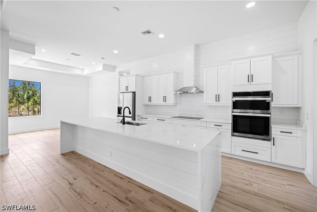 3342 70th AVE NE, Naples, FL 34120