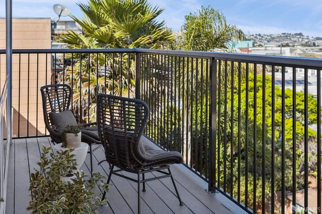 851 Bowdoin Street, San Francisco, CA 94134