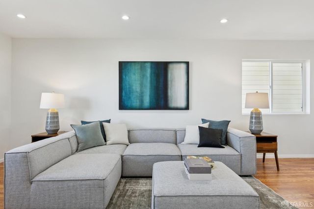 851 Bowdoin Street, San Francisco, CA 94134