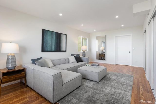 851 Bowdoin Street, San Francisco, CA 94134