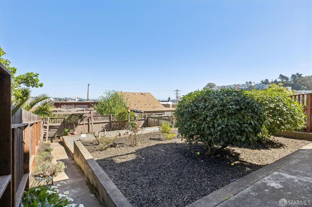 851 Bowdoin Street, San Francisco, CA 94134