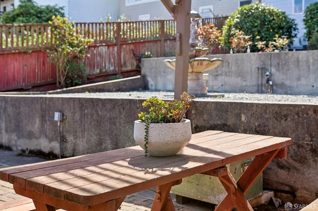 851 Bowdoin Street, San Francisco, CA 94134