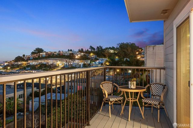 851 Bowdoin Street, San Francisco, CA 94134