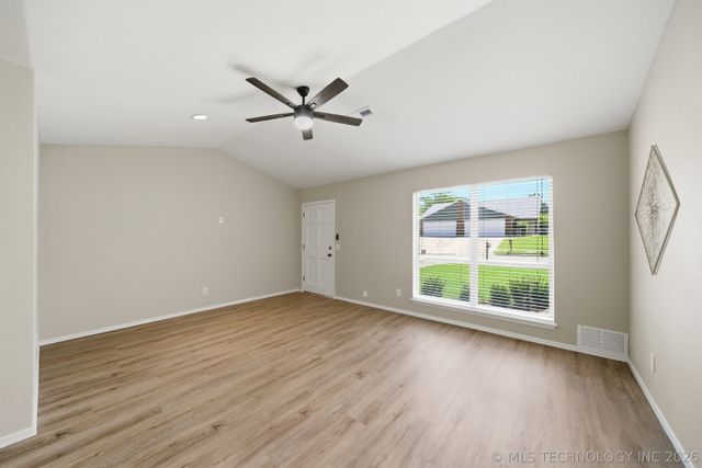 11118 S Date Street, Jenks, OK 74037