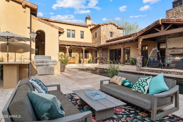 10244 E WINDRUNNER Drive, Scottsdale, AZ 85255