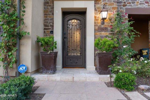 10244 E WINDRUNNER Drive, Scottsdale, AZ 85255