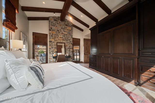 10244 E WINDRUNNER Drive, Scottsdale, AZ 85255