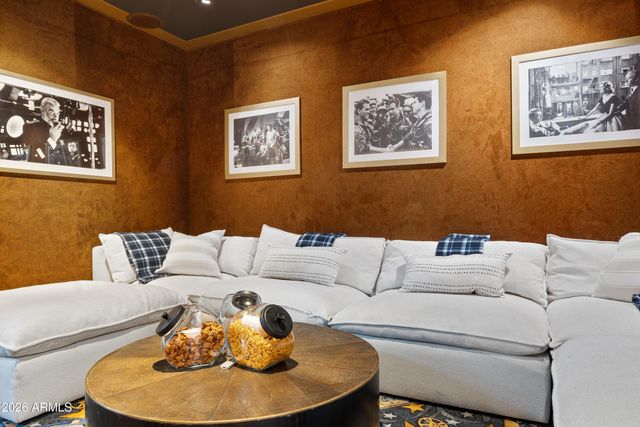 10244 E WINDRUNNER Drive, Scottsdale, AZ 85255