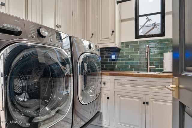 10244 E WINDRUNNER Drive, Scottsdale, AZ 85255