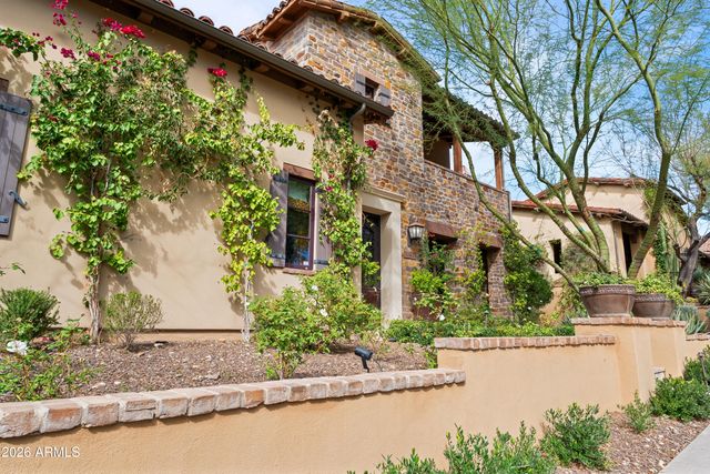 10244 E WINDRUNNER Drive, Scottsdale, AZ 85255