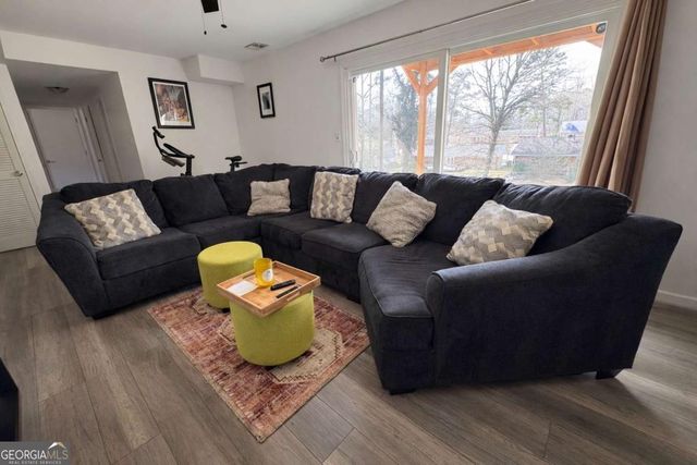 752 Pebble Creek Drive, Norcross, GA 30093