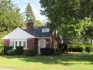 1499 Wellesley Drive, Mt Clemens, MI 48043