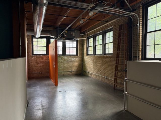 5215 N Ravenswood Avenue 112, Chicago, IL 60640