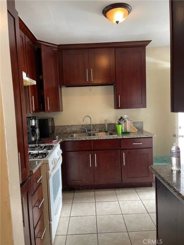 7313 Bakman ave, Sun Valley, CA 91352