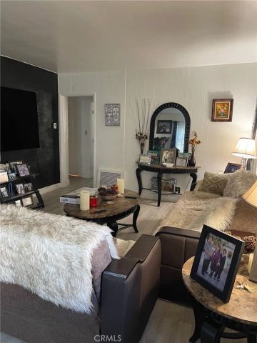 7313 Bakman ave, Sun Valley, CA 91352
