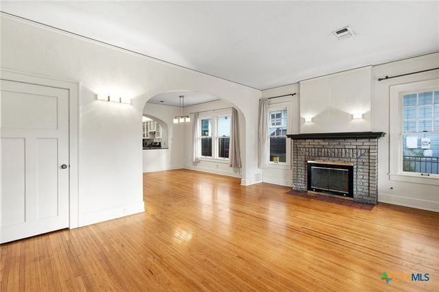 3200 Harris Park Avenue, Austin, TX 78705