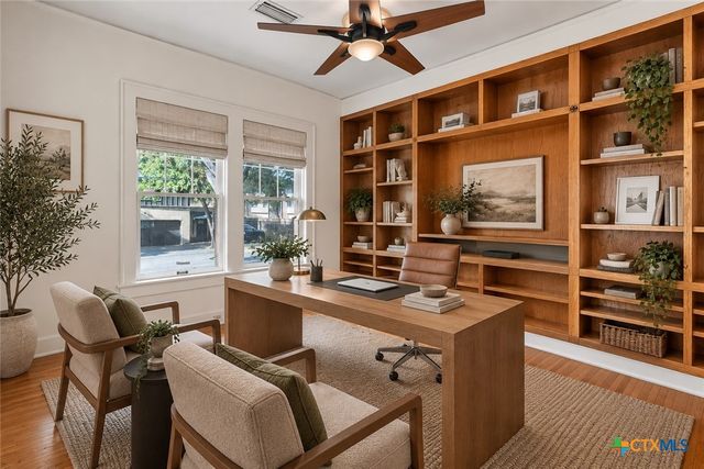 3200 Harris Park Avenue, Austin, TX 78705