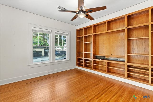 3200 Harris Park Avenue, Austin, TX 78705