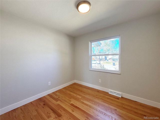 7038 W Frost Pl, Littleton, CO 80128