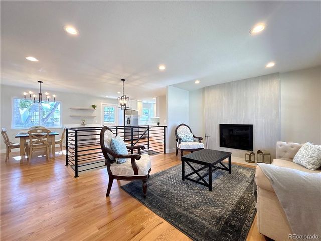 7038 W Frost Pl, Littleton, CO 80128