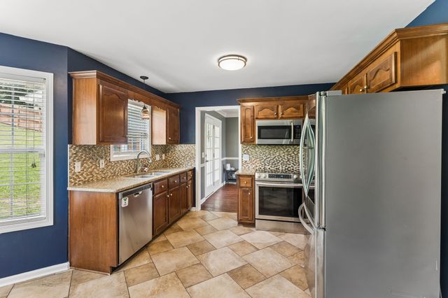 107 Camden Ct, N, Hendersonville, TN 37075