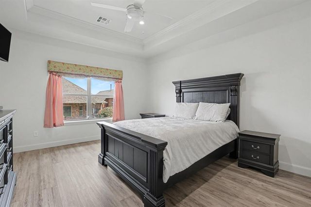 609 S Texoma Drive, Edmond, OK 73025