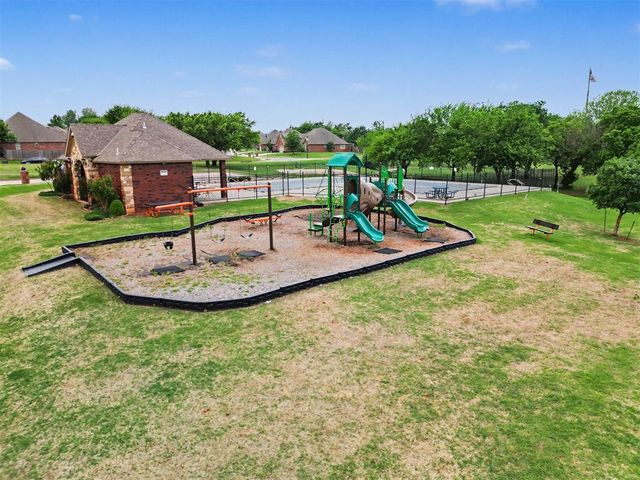 609 S Texoma Drive, Edmond, OK 73025
