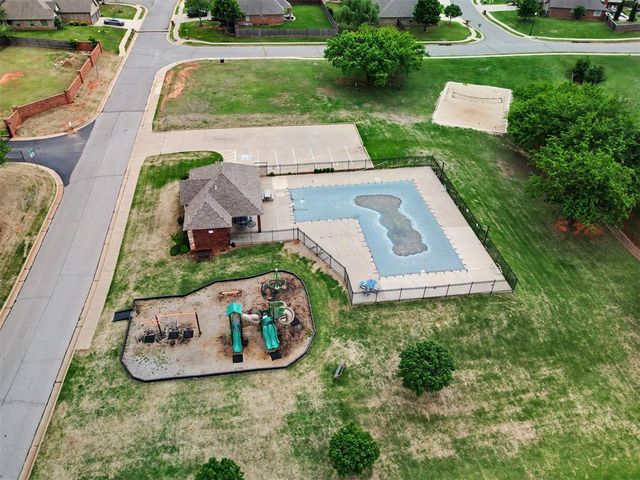 609 S Texoma Drive, Edmond, OK 73025