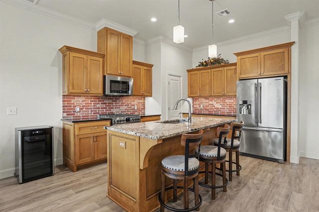 609 S Texoma Drive, Edmond, OK 73025