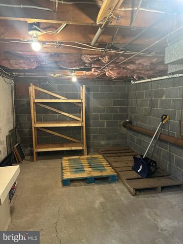 319 RUNNYMEDE AVE, Jenkintown, PA 19046