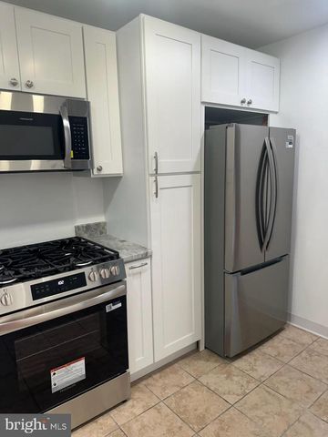 319 RUNNYMEDE AVE, Jenkintown, PA 19046