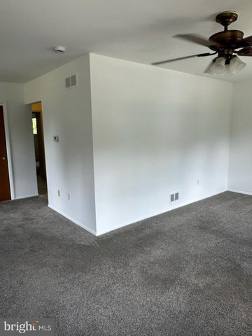 319 RUNNYMEDE AVE, Jenkintown, PA 19046