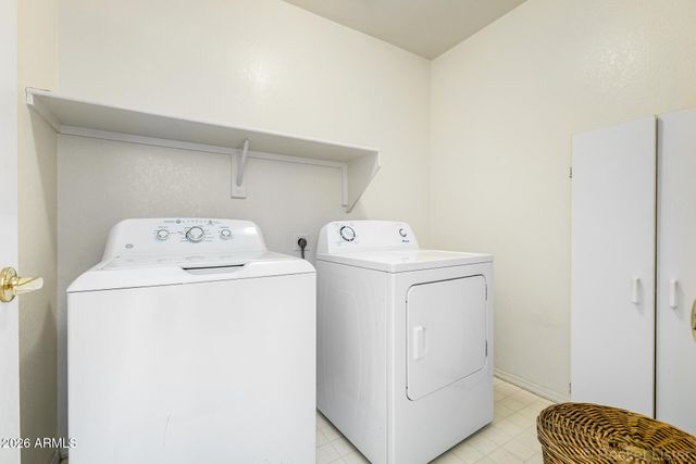 1601 E HAZELTINE Way, Chandler, AZ 85249